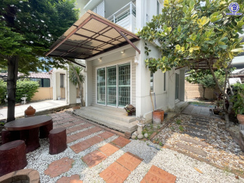 *****บ้านเดี่ยวมือสองนนทบุรี โครงการ พฤกษาวิลเลจ ซีนเนอรี่ บางใหญ่ เนื้อที่ 58.60 ตร.ว. พื้นที่ใช้สอย 130 ตร.ม. ฟังก์ชัน 3 ห้องนอน 2 ห้องน้ำ พร้อมเข้าอยู่ บนทำเลใกล้เซ็นทรัลเวสต์เกต เชื่อมต่อถนนกาญจนาภิเษก, ซอยแก้วอินทร์, ถนนรัตนาธิเบศร์ ใกล้รถไฟฟ้าสายสีม่วง "สถานีตลาดบางใหญ่" และทางด่วน "กาญจนาภิเษก"