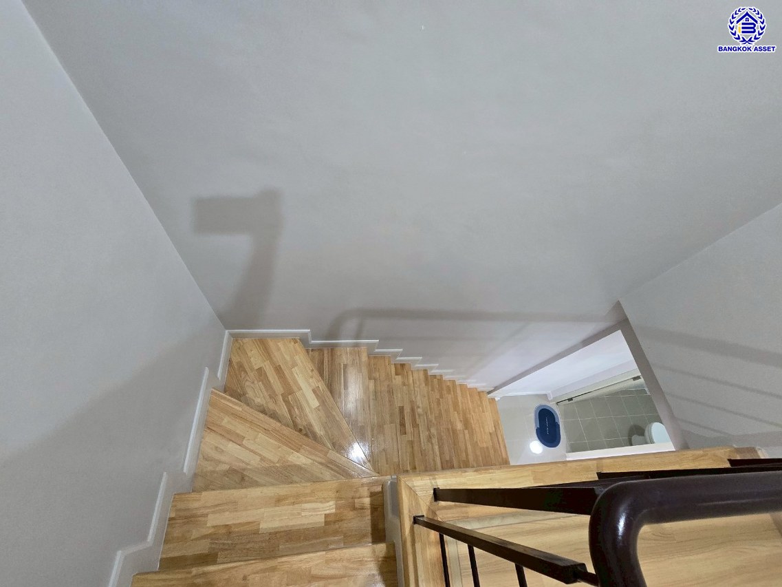 *****ทาวน์เฮ้าส์มือสองย่านปทุมธานี โครงการ ศุภาลัย เบลล่า กรุงเทพ-ปทุมธานี เนื้อที่ 19.40 ตร.ว. พื้นที่ใช้สอย 92 ตร.ม. ฟังก์ชัน 3 ห้องนอน 2 ห้องน้ำ 2 ที่จอดรถ เดินทางสะดวกเชื่อมต่อ ถนนกรุงเทพฯ-ปทุมธานี, ถนนกาญจนาภิเษก