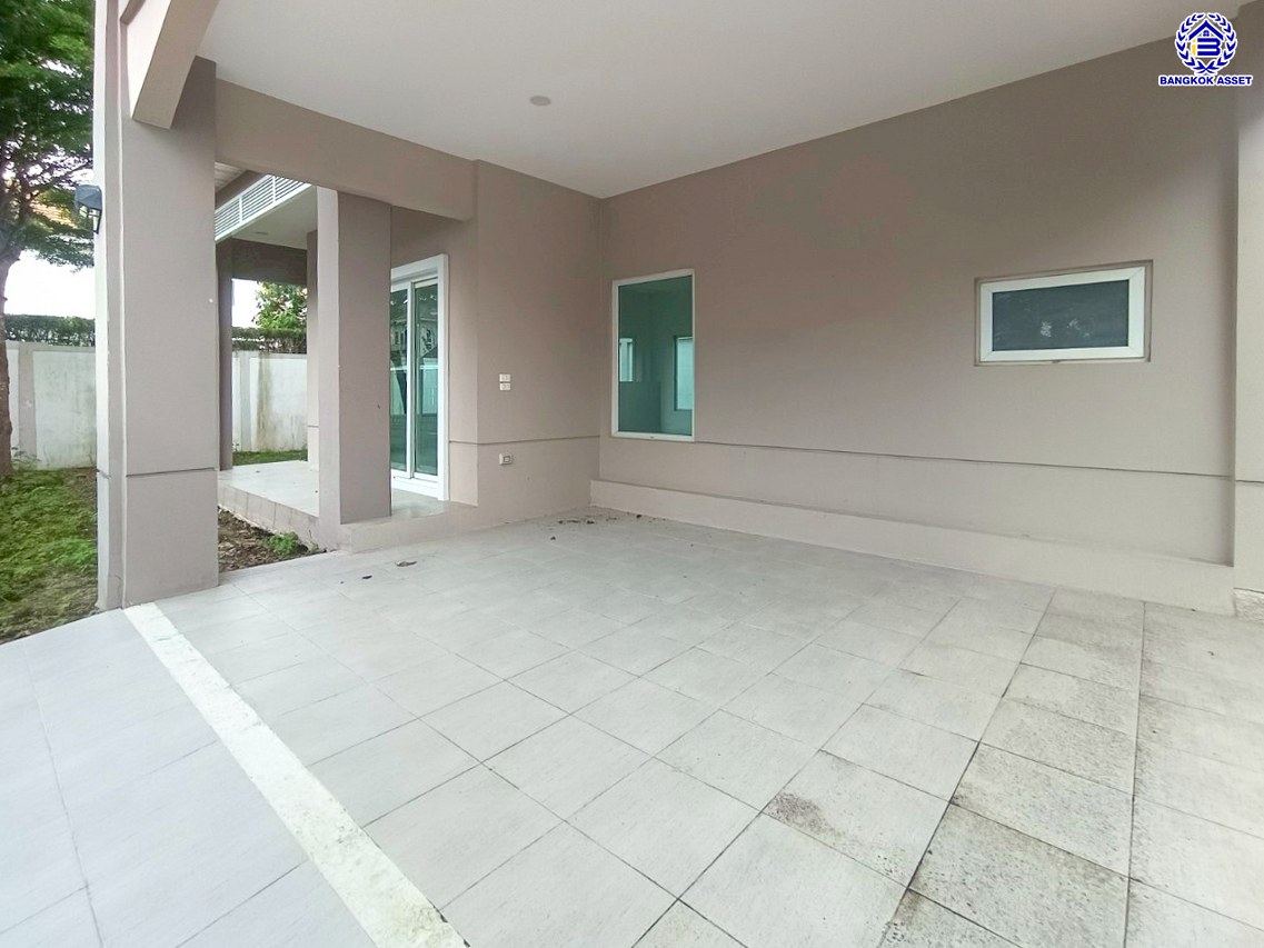 *****บ้านเดี่ยวมือสองนนทบุรี โครงการ เพอร์เฟคเพลส ราชพฤกษ์ หลังมุม บนเนื้อที่ 55.20 ตร.ว. พื้นที่ใช้สอย 166 ตร.ม. พร้อมฟังก์ชัน 3 ห้องนอน 3 ห้องน้ำ จอดรถได้ 2 คัน บ้านคุณภาพดี บนทำเลติดถนนราชพฤกษ์ เชื่อมต่อถนนรัตนาธิเบศร์ ใกล้รถไฟฟ้าสายสีม่วง "สถานีบางรักน้อยท่าอิฐ" จุดขึ้นทางด่วน "กาญจนาภิเษก" และเซ็นทรัล เวสต์วิลล์