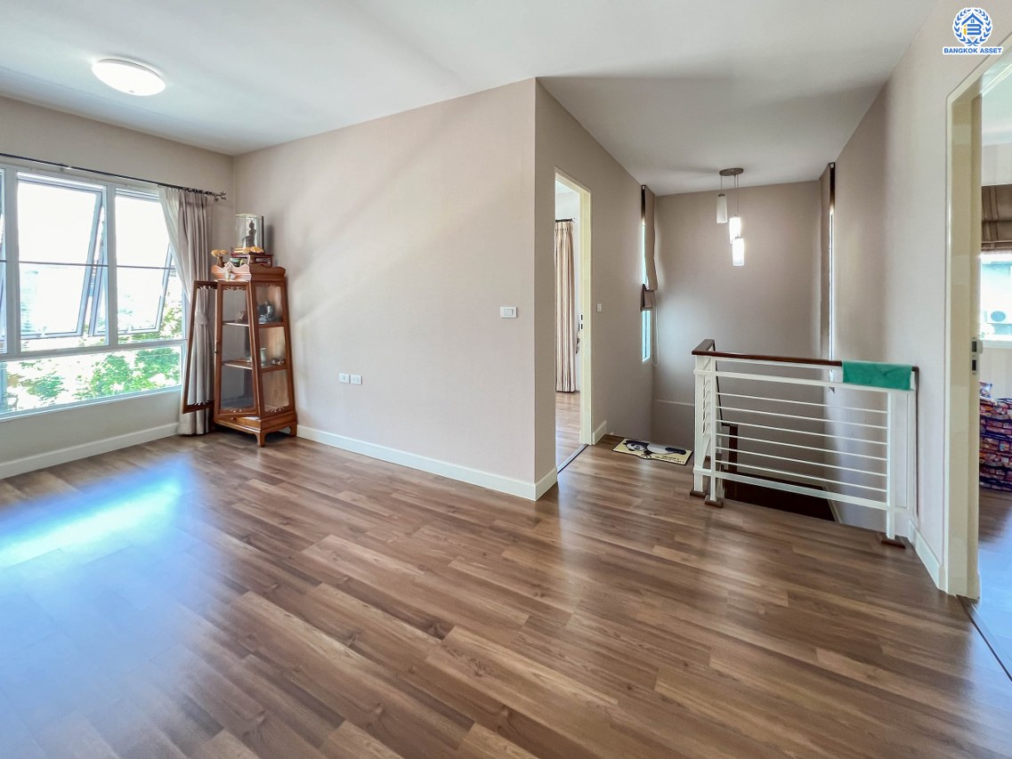 *****บ้านเดี่ยวมือสองสภาพใหม่มากๆ โครงการ ฮาบิเทียบอนด์ ราชพฤกษ์ แบรนด์คุณภาพจาก แสนสิริ เนื้อที่ 52.60 ตร.ว. พื้นที่ใช้สอย 169 ตร.ม. ฟังก์ชั่น 3 ห้องนอน 3 ห้องน้ำ 2 ที่จอด เชื่อมต่อทั้งถนนราชพฤกษ์ ,ถนนแจ้งวัฒนะ และ ใกล้จุดขึ้นทางด่วน "ศรีสมาน"