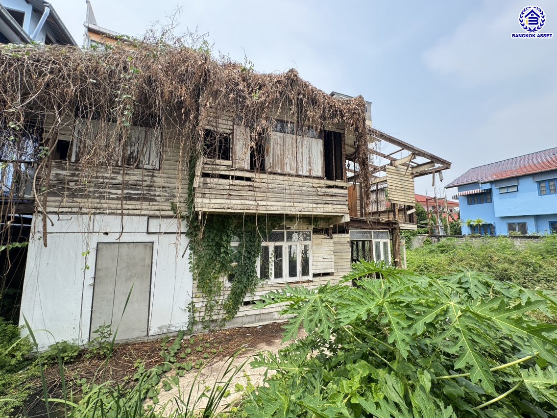 *****ที่ดินเปล่านนทบุรี ซอยนนทบุรี10 เนื้อที่กว้าง 1 งาน 34 ตร.ว. บนทำเลเดินทางสะดวก เชื่อมต่อถนนรัตนาธิเบศร์ , ถนนนนทบุรี, ถนนสนามบินน้ำ, ถนนเลี่ยงเมืองนนทบุรี ใกล้รถไฟฟ้าสายสีม่วง "สถานีสะพานพระนั่งเกล้า" และ "สถานีแยกนนทบุรี 1" ใกล้จุดขึ้นทางด่วน "งามวงศ์วาน" และ ใกล้เซ็นทรัลรัตนาธิเบศร์