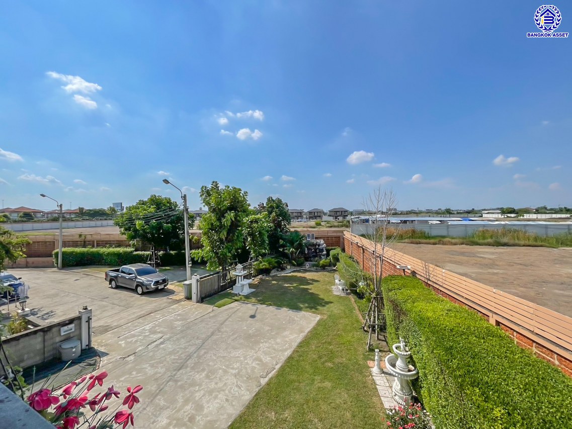 *****บ้านเดี่ยวมือสองนนทบุรี โครงการ คาซ่าพรีเมี่ยม ราชพฤกษ์-แจ้งวัฒนะ หลังริม เนื้อที่ 115.60 ตร.ว. พื้นที่ใช้สอย 175 ตร.ม. ฟังก์ชัน 4 ห้องนอน 3 ห้องน้ำ 10 ที่จอดรถ บ้านหลังใหญ่ภายในสภาพดี บนทำเลดี ติดถนนราชพฤกษ์ เชื่อมต่อถนน 345, ถนนชัยพฤกษ์ จองเลย!