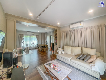 *****บ้านเดี่ยวมือสองกรุงเทพ โครงการ เซนโทร รามอินทรา-จตุโชติ เนื้อที่ 58.10 ตร.ว. พื้นที่ใช้สอย 225 ตร.ม. ฟังก์ชัน 4 ห้องนอน 3 ห้องน้ำ 2 ที่จอดรถ บนทำเลเดินทางสะดวก เชื่อมต่อถนนจตุโชติ, ถนนสุขาภิบาล5, ถนนหทัยราษฎร์, ถนนรัชดา-รามอินทรา ใกล้จุดขึ้นทางด่วน "รามอินทรา-อาจณรงค์(ฉลองรัช)" และ ใกล้แฟชั่นไอส์แลนด์, เดอะพรอมานาด