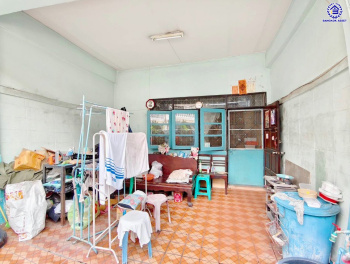 *****ทาวน์เฮ้าส์มือสองกรุงเทพ โครงการ เจริญสุขวิลล่า บางขุนเทียน เนื้อที่ 18.20 ตร.ว. พื้นที่ใช้สอย 150 ตร.ม. ฟังก์ชัน 3 ห้องนอน 2 ห้องน้ำ 1 ที่จอดรถ บนทำเลเดินทางสะดวก เชื่อมต่อถนนเอกชัย, ถนนจอมทอง, ถนนกาญจนาภิเษก และใกล้จุดขึ้นทางด่วน "พระราม 2"