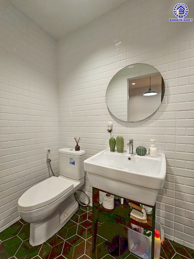 *****ทาวน์เฮ้าส์มือสองนนทบุรี โครงการ พิบูลย์การ์เด้นวิลล์ พิบูลย์สงคราม16 เนื้อที่ 18 ตร.ว. พื้นที่ใช้สอย 140 ตร.ม. ฟังก์ชัน 2 ห้องนอน 2 ห้องน้ำ จอดรถได้ 1 คัน  แถมฟรี! เครื่องปรับอากาศ 4 เครื่อง บนสุดยอดทำเล เชื่อมถนนพิบูลย์สงคราม, ถนนวงศ์สว่าง, ถนนนครอินทร์ และถนนติวานนท์ ใกล้จุดขึ้นทางด่วน "ศรีรัช-วงแหวนรอบนอก" ใกล้รถไฟฟ้า "สถานีแยกติวานนท์"