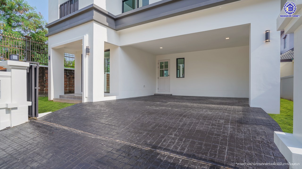 บ้านมือสองตกแต่งใหม่ จากแบรนด์ Q.House วรารมย์ เพชรเกษม69  หลังมุม รองรับทุกความสุขของทุกคนในครอบครัว ใกล้ The Mall บางแค และเชื่อมต่อ ถนนกาญจนาฯ ถนนบางบอน และถนนพุทธมณฑลสาย4 เนื้อที่ 64.7 ตร.ว. พื้นที่ใช้สอย 216.07 ตร.ม. ฟังก์ชัน 3 ห้องนอน 3 ห้องน้ำ จอดรถได้ 2 คัน