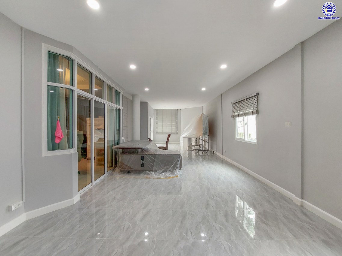 *****บ้านเดี่ยวมือสองนนทบุรี โครงการ บางกอกบูเลอวาร์ด ราชพฤกษ์-พระราม5 หลังมุม เนื้อที่ 69 ตร.ว. พื้นที่ใช้สอย 300 ตร.ม. บนสังคมคุณภาพ SC Asset* ฟังก์ชันพร้อม 3 ห้องนอน 4 ห้องน้ำ จอดรถได้ 2 คัน พร้อมแถมฟรี! เครื่องปรับอากาศ 5 เครื่อง, เครื่องทำน้ำอุ่น 2 เครื่อง บนทำเลติดถนนราชพฤกษ์ ใกล้จุดทางด่วนศรีรัช และเพียง 10 ถึงรถไฟฟ้า "สถานีบางรักใหญ่"