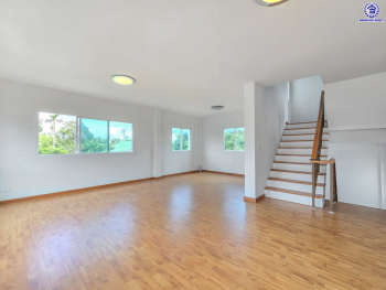 *****บ้านมือสองนนทบุรี โครงการ คาซ่าพรีเมี่ยม ราชพฤกษ์-พระราม5 บ้านเดี่ยวหลังมุม 3 ชั้น แบรนด์ Q.House เนื้อที่ 59.8 ตร.ว.พื้นที่ใช้สอย 246 ตร.ม. ดีไซน์ตอบทุกไลฟ์สไตล์ ฟังก์ชัน 3 ห้องนอนใหญ่ 3 ห้องน้ำ จอดรถได้ 2 คัน บนทำเลติดถนน เชื่อมต่อทุกเส้นทาง ใกล้ตลาดเจ้าพระยา, เดอะวอล์ค, ร.ร.เตรียมอุดมศึกษาฯ เซ็นทรัลเวสต์เกต และรถไฟฟ้า "สถานีบางพลู"