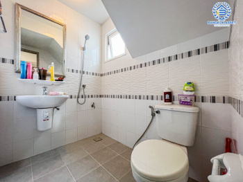 *****บ้านแฝดมือสองนนทบุรี โครงการ ศุภาลัยวิลล์ วงแหวน-บางใหญ่ หลังมุม เนื้อที่ 40.4 ตร.ว. พื้นที่ใช้สอย 120 ตร.ม. ฟังก์ชัน 3 ห้องนอน 2 ห้องน้ำ 2 ที่จอดรถ บ้านสภาพดีพร้อมเข้าอยู่ได้ทันที บนทำเลดีเดินทางสะดวก เชื่อมต่อถนนราชพฤกษ์ ถนนกาญจนาภิเษก ถนน 345 จองเลย!