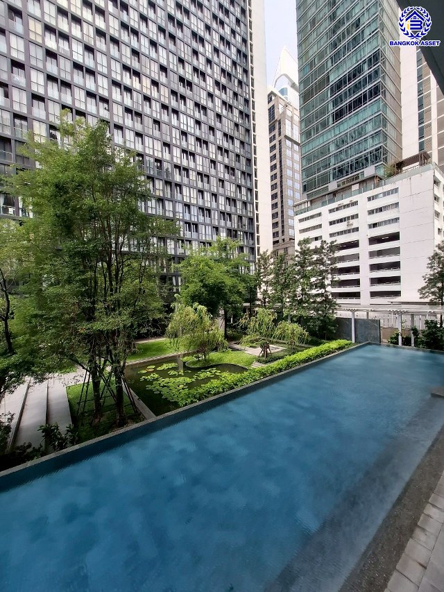 คอนโดมือสองย่านกรุงเทพฯ โนเบิล เพลินจิตคอนโด พื้นที่ใช้สอยขนาด 58.20 ตร.ม ฟังก์ชัน 1 ห้องนอน 1 ห้องน้ำ 1 ห้องนั่งเล่น ที่จอดรถ 1 คัน พร้อมเข้าอยู่ บนทำเลเดินทางสะดวก เชื่อมต่อถนนเพลินจิต, ถนนสุขุมวิท, ถนนวิทยุ, ถนนเพชรบุรี ใกล้รถไฟฟ้าสายสีเขียวอ่อน "สถานีเพลินจิต" และทางด่วน "เพลินจิต"