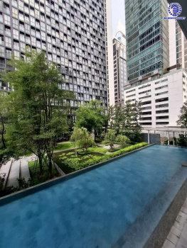 คอนโดมือสองย่านกรุงเทพฯ โนเบิล เพลินจิตคอนโด พื้นที่ใช้สอยขนาด 58.20 ตร.ม ฟังก์ชัน 1 ห้องนอน 1 ห้องน้ำ 1 ห้องนั่งเล่น ที่จอดรถ 1 คัน พร้อมเข้าอยู่ บนทำเลเดินทางสะดวก เชื่อมต่อถนนเพลินจิต, ถนนสุขุมวิท, ถนนวิทยุ, ถนนเพชรบุรี ใกล้รถไฟฟ้าสายสีเขียวอ่อน "สถานีเพลินจิต" และทางด่วน "เพลินจิต"