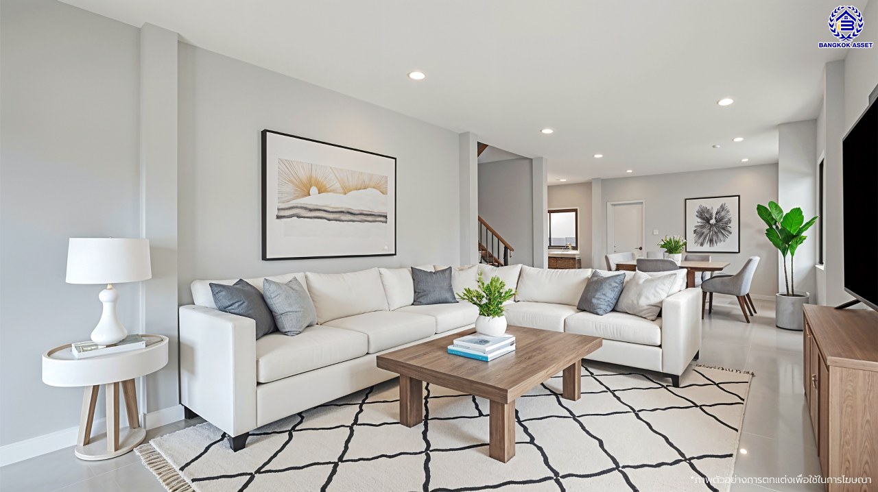 บ้านมือสองตกแต่งใหม่ โครงการ มณียา มาสเตอร์พีซ รัตนาธิเบศร์ จากแบรนด์ Property Perfect บนพื้นที่ 62 ตร.ว. พื้นที่ใช้สอยกว้างขวางถึง 197.87 ตร.ม. จัดเต็ม 4 ห้องนอน 3 ห้องน้ำ พร้อมที่จอดรถ 2 คัน บนสุดยอดทำเลใจกลางรถไฟฟ้าสายสีม่วงถึง 2 สถานี "บางรักน้อยท่าอิฐ" และ "ไทรม้า" เดินทางสะดวกทั้งถนนรัตนาธิเบศร์ และถนนราชพฤกษ์ ใกล้เซ็นทรัล รัตนาธิเบศร์ และเซ็นทรัล เวสต์เกต