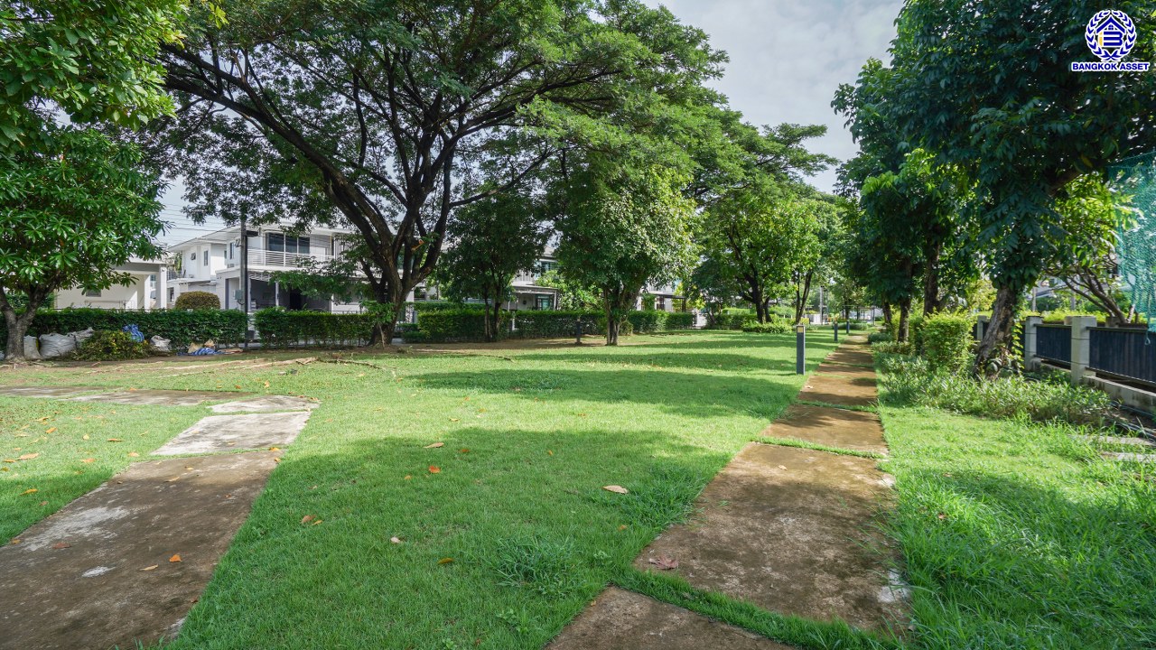 บ้านมือสองตกแต่งใหม่ โครงการ เพอร์เฟคเพลส3 ราชพฤกษ์ คุณภาพแบรนด์ Property Perfect เนื้อที่ 64 ตร.ว. พื้นที่ใช้สอย 210.06 ตร.ม. หลังใหญ่ตอบโจทย์ทุกการอยู่อาศัย ฟังก์ชัน 3 ห้องนอน 3 ห้องน้ำ 2 ที่จอดรถ บนทำเลติดถนนราชพฤกษ์ ใกล้วงเวียนพระราม5 และรถไฟฟ้าสายสีม่วง "สถานีบางรักน้อยท่าอิฐ"