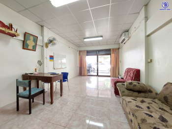 *****อาคารพาณิชย์มือสองนนทบุรี โครงการ ยัวร์เฮ้าส์ บางกรวย-ไทรน้อย เนื้อที่ 28 ตร.ว. พื้นที่ใช้สอย 250 ตร.ม. ฟังก์ชัน 3 ห้องนอน 4 ห้องน้ำ 1 ที่จอดรถ บนทำเลดีเชื่อมต่อ เชื่อมต่อถนนเทอดพระเกียรติ, ถนนจรัญสนิทวงศ์, ถนนนครอินทร์, ถนนราชพฤกษ์ และใกล้จุดขึ้นทางด่วน "ศรีรัช" ในราคาคุ้มสุดๆ