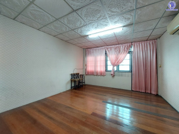 *****อาคารพาณิชย์มือสองนนทบุรี โครงการ ยัวร์เฮ้าส์ บางกรวย-ไทรน้อย เนื้อที่ 28 ตร.ว. พื้นที่ใช้สอย 250 ตร.ม. ฟังก์ชัน 3 ห้องนอน 4 ห้องน้ำ 1 ที่จอดรถ บนทำเลดีเชื่อมต่อ เชื่อมต่อถนนเทอดพระเกียรติ, ถนนจรัญสนิทวงศ์, ถนนนครอินทร์, ถนนราชพฤกษ์ และใกล้จุดขึ้นทางด่วน "ศรีรัช" ในราคาคุ้มสุดๆ