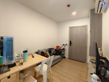 คอนโดมิเนียมมือสองย่านบางพลัด โครงการ ออริจิ้น ปลั๊ก แอนด์เพลย์สิรินธร สเตชั่น ขนาดห้องกว้างถึง 25.74 ตร.ม. ฟังก์ชัน 1 ห้องนอน 1 ห้องน้ำ แถมฟรี! เครื่องปรับอากาศ และ เครื่องทำน้ำอุ่น บนทำเลเดินทางสะดวกเชื่อมต่อ ถนนราชวิถี, ถนนจรัญสนิทวงศ์, ถนนสิรินธร ใกล้เซ็นทรัลปิ่นเกล้า และรถไฟฟ้าสายสีน้ำเงิน "สถานีสิรินธร"