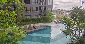 คอนโดมิเนียมมือสองย่านบางพลัด โครงการ ออริจิ้น ปลั๊ก แอนด์เพลย์สิรินธร สเตชั่น ขนาดห้องกว้างถึง 25.74 ตร.ม. ฟังก์ชัน 1 ห้องนอน 1 ห้องน้ำ แถมฟรี! เครื่องปรับอากาศ และ เครื่องทำน้ำอุ่น บนทำเลเดินทางสะดวกเชื่อมต่อ ถนนราชวิถี, ถนนจรัญสนิทวงศ์, ถนนสิรินธร ใกล้เซ็นทรัลปิ่นเกล้า และรถไฟฟ้าสายสีน้ำเงิน "สถานีสิรินธร"