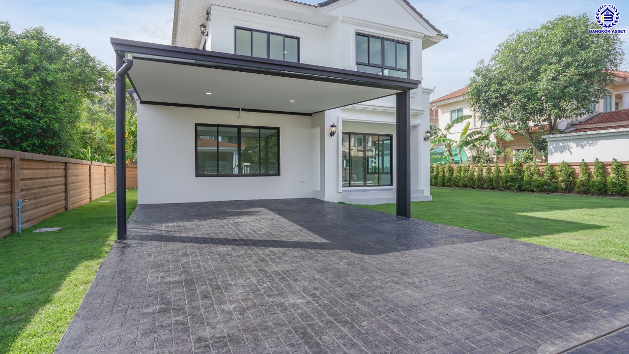 บ้านมือสองตกแต่งใหม่ โครงการ ราชพฤกษ์ บางบอน4 เนื้อที่ 102.8 ตร.ว. ฟังก์ชัน 4 ห้องนอน 3 ห้องน้ำ จอดรถได้ 2 คัน บนพื้นที่ใช้สอย 231.6 ตร.ม. บนทำเลศักยภาพ เชื่อมต่อหลายเส้นทาง ใกล้เดอะมอลล์บางแค จุดขึ้นทางด่วน "พระราม2" และรถไฟฟ้าสายสีน้ำเงิน "สถานีหลักสอง"