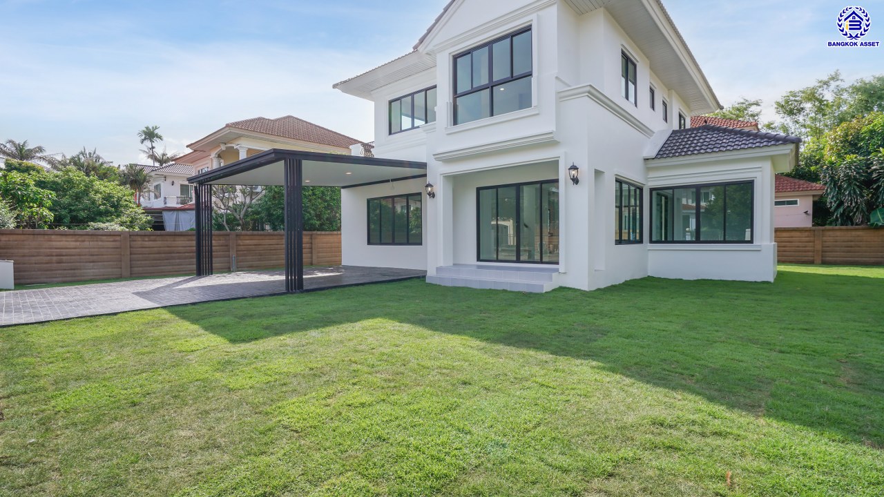 บ้านมือสองตกแต่งใหม่ โครงการ ราชพฤกษ์ บางบอน4 เนื้อที่ 102.8 ตร.ว. ฟังก์ชัน 4 ห้องนอน 3 ห้องน้ำ จอดรถได้ 2 คัน บนพื้นที่ใช้สอย 231.6 ตร.ม. บนทำเลศักยภาพ เชื่อมต่อหลายเส้นทาง ใกล้เดอะมอลล์บางแค จุดขึ้นทางด่วน "พระราม2" และรถไฟฟ้าสายสีน้ำเงิน "สถานีหลักสอง"