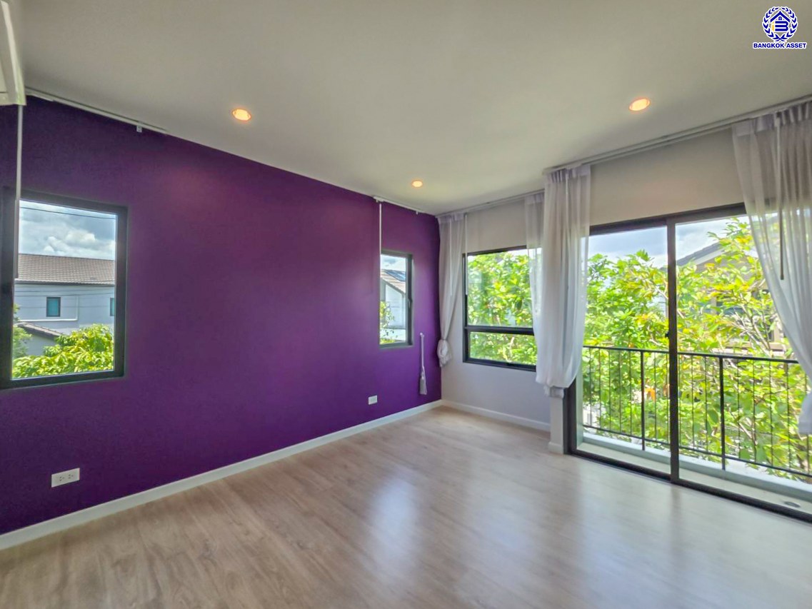 *****บ้านเดี่ยวมือสองปทุมธานี โครงการ อณาสิริ ราชพฤกษ์-346 เนื้อที่กว้างถึง 55.40 ตร.ว. พื้นที่ใช้สอย 161 ตร.ม. ฟังก์ชัน 3 ห้องนอน 3 ห้องน้ำ 2 ที่จอดรถ บนทำเลเดินทางสะดวก เชื่อมต่อ ถนนราชพฤกษ์, ถนนสะพานนนทบุรี-บางบัวทอง ใกล้จุดขึ้นทางด่วน "ศรีสมาน" ใกล้โรบินสันศรีสมาน และ โรบินสันราชพฤกษ์