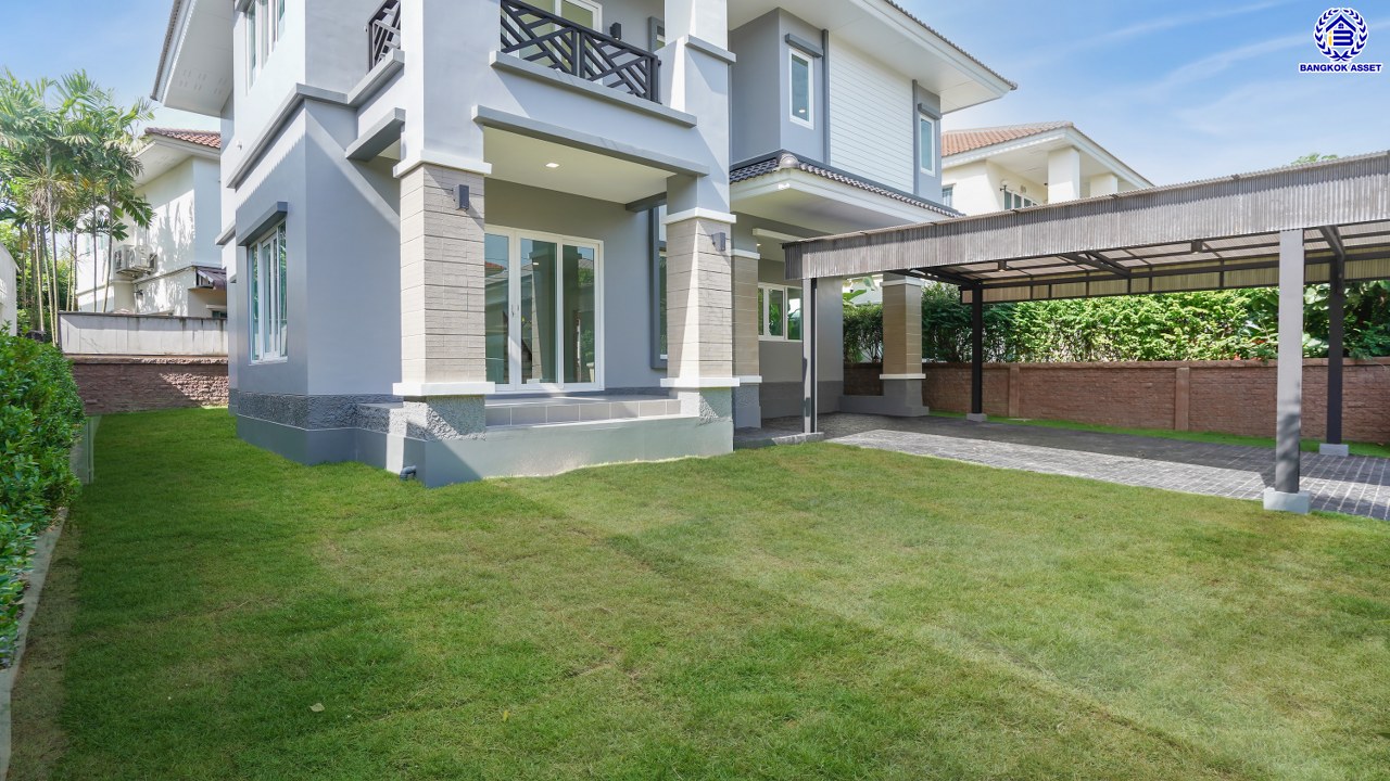 บ้านมือสองตกแต่งใหม่ โครงการ คาซ่าแกรนด์ รัตนาธิเบศร์-ราชพฤกษ์ บ้านเดี่ยวจากแบรนด์ Q.House เนื้อที่ 80 ตร.ว. ฟังก์ชัน 4 ห้องนอน 4 ห้องน้ำ จอดรถได้ถึง 2 คัน พร้อม Facilities ครบครัน บนทำเลเดินทางสะดวก ติดถนนราชพฤกษ์ ใกล้เซ็นทรัลเวสต์เกต และรถไฟฟ้าสายสีม่วง "สถานีบางรักใหญ่"  และ "สถานีบางรักน้อยท่าอิฐ"