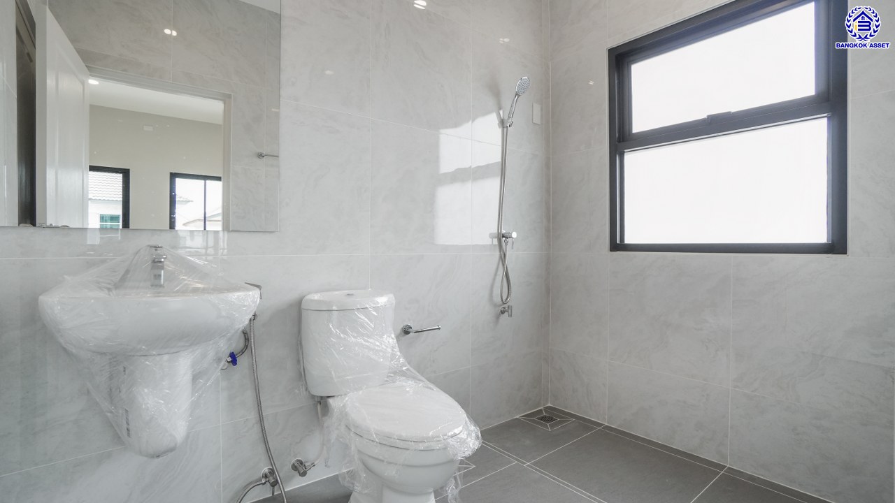 บ้านมือสองตกแต่งใหม่ บ้านเดี่ยวหลังมุม เดอะซิตี้1 ปิ่นเกล้า-พระราม5 ทำเลเดินทางสะดวก เชื่อมต่อถนนนครอินทร์ ถนนกาญจนาภิเษก ถนนราชพฤกษ์ ใกล้รถไฟฟ้าสายสีม่วง "สถานีแยกติวานนท์" บนเนื้อที่ 77 ตร.ว. พื้นที่ใช้สอย 225.52 ตร.ม. ฟังก์ชัน 3 ห้องนอน 3 ห้องน้ำ 2 ที่จอดรถ