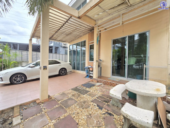 บ้านเดี่ยวมือสองกรุงเทพฯ โครงการ ชนันธร กรีนวิลล์ บางบอน3 เนื้อที่ 50.10 ตร.ว. พื้นที่ใช้สอย 160 ตร.ม. ฟังก์ชัน 3 ห้องนอน 3 ห้องน้ำ จอดรถได้ 2 คัน พร้อมแแถมฟรี เครื่องปรับอากาศ และ เครื่องทำน้ำอุ่น บนทำเลศักยภาพ เชื่อมต่อหลายเส้นทาง ใกล้จุดขึ้นทางด่วน "พระราม2" และรถไฟฟ้าสายสีน้ำเงิน "สถานีหลักสอง"