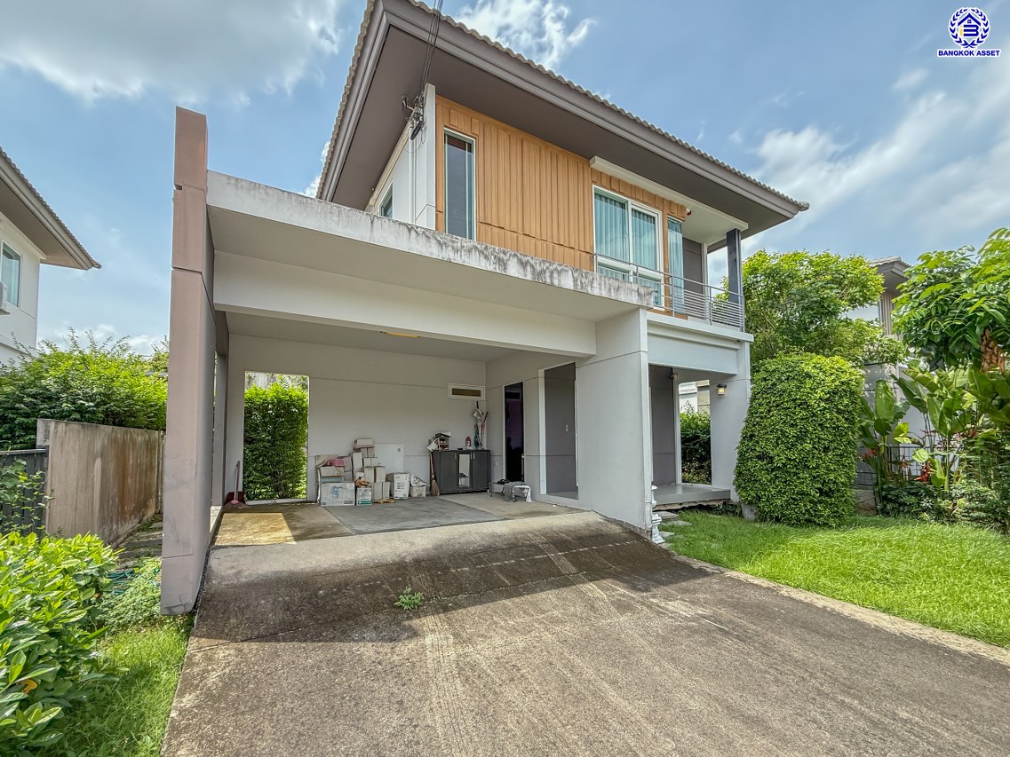 บ้านเดี่ยวมือสองนนทบุรี โครงการ ชัยพฤกษ์ ปิ่นเกล้า-กาญจนาฯ เนื้อที่ 50.50 ตร.ว. พื้นที่ใช้สอย 150 ตร.ม. ฟังก์ชัน 3 ห้องนอน 2 ห้องน้ำ 2 ที่จอดรถ พร้อมอยู่ สภาพแวดล้อมดี เดินทางสะดวก เชื่อมต่อถนนกาญจนาภิเษก, ถนนนครอินทร์, ถนนราชพฤกษ์ ใกล้รถไฟฟ้าสายสีม่วง "สถานีตลาดบางใหญ่" และจุดขึ้นทางด่วน "ศรีรัช"