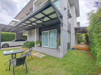 บ้านเดี่ยวมือสอง โครงการ เซนโทร ชัยพฤกษ์-345 เนื้อที่ 54.60 ตร.ว. พื้นที่ใช้สอย 190 ตร.ม. ฟังก์ชัน 4 ห้องนอน 3 ห้องน้ำ 2 ที่จอดรถ แถมฟรี! เครื่องปรับอากาศ บ้านสภาพดี พร้อมเข้าอยู่ บนทำเลดี เชื่อมต่อถนนสะพานนนทบุรี-บางบัวทอง ถนนราชพฤกษ์ ใกล้จุดขึ้นทางด่วน "ศรีรัช"