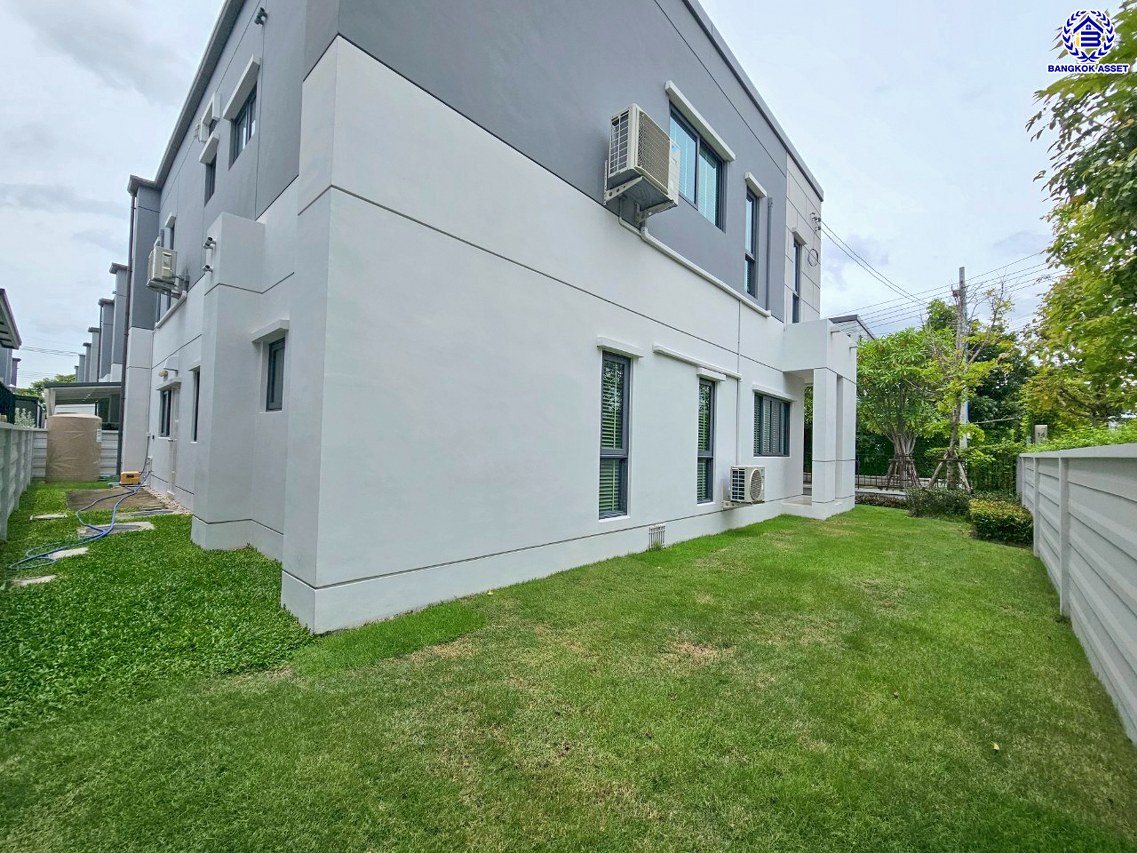 บ้านเดี่ยวมือสองนนทบุรี โครงการ เซนโทร ชัยพฤกษ์-แจ้งวัฒนะ3 หลังมุม จากแบรนด์ AP Thai เนื้อที่ 67.90 ตร.ว. พื้นที่ใช้สอย 289 ตร.ม. ฟังก์ชัน 4 ห้องนอน 4 ห้องน้ำ 3 ที่จอดรถ ใกล้แหล่งอำนวยความสะดวก บนทำเล เชื่อมต่อถนนสะพานนนทบุรี-บางบัวทอง ถนนชัยพฤกษ์ ถนนราชพฤกษ์ ใกล้จุดขึ้นทางด่วน "แจ้งวัฒนะ"