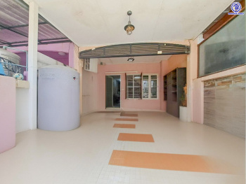 ทาวน์เฮ้าส์มือสองนนทบุรี โครงการ บุศรินทร์ บางบัวทอง เนื้อที่ 18 ตร.ว. พื้นที่ใช้สอย 135 ตร.ม. ฟังก์ชัน 2 ห้องนอน 2 ห้องน้ำ 1 ที่จอดรถ แถมฟรี! เครื่องปรับอากาศ, เครื่องทำน้ำอุ่น ทำเลดี เชื่อมต่อหลายเส้นทาง ถ.กาญจนาภิเษก, ถ.รัตนาธิเบศร์, ถ.บางกรวย-ไทรน้อย และใกล้เซ็นทรัลเวสต์เกต และรถไฟฟ้าสายสีม่วง "สถานีบางพลู"