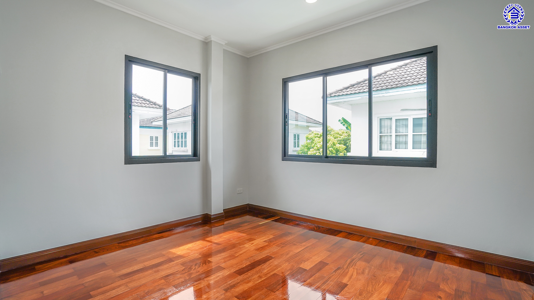 บ้านมือสองตกแต่งใหม่ โครงการ ชัยพฤกษ์ บางบัวทอง เนื้อที่ 55.3 ตร.ว. พื้นที่ใช้สอย 178.76 ตร.ม. ฟังก์ชัน 3 ห้องนอน 2 ห้องน้ำ จอดรถได้ 2 คัน พร้อม Facilities โครงการครบครัน ทำเลติดถนนบางกรวย-ไทรน้อย เชื่อมต่อถนนกาญจนาภิเษก ใกล้เซ็นทรัลเวสต์เกต และรถไฟฟ้าสายสีม่วง "สถานีบางพลู"...