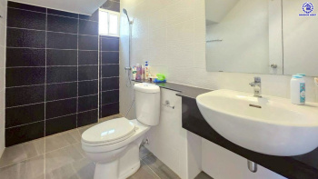 บ้านแฝดมือสองนนทบุรี โครงการ ลลิล อินเดอะพาร์ค วงแหวนฯ-รัตนาธิเบศร์ เนื้อที่ 39.90 ตร.ว. พื้นที่ใช้สอย 115.37 ตร.ม. ฟังก์ชัน 3 ห้องนอน 2 ห้องน้ำ 1 ที่จอดรถ บนทำเลเดินทางสะดวก เชื่อมต่อถนนกาญจนาภิเษก, ถนนรัตนาธิเบศร์ ใกล้รถไฟฟ้าสายสีม่วง "สถานีตลาดบางใหญ่" และใกล้จุดขึ้นมอเตอร์เวย์M81 "บางใหญ่ - กาญจนบุรี"