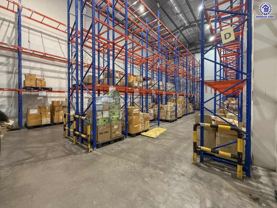 โรงงานมือสองสมุทรปราการ โครงการ ทรัพย์ทวี โฮมแฟคทอรี่3 สุขสวัสดิ์ เนื้อที่ 317.30 ตร.ว. พื้นที่ใช้สอย 1000 ตร.ม. จอดรถได้ 10 คัน บนทำเลเดินทางสะดวก เชื่อมต่อถนนสุขสวัสดิ์ ถนนกาญจณาภิเษก ใกล้โรบินสัน สมุทรปราการ และจุดขึ้นทางด่วน "สุขสวัสดิ์"