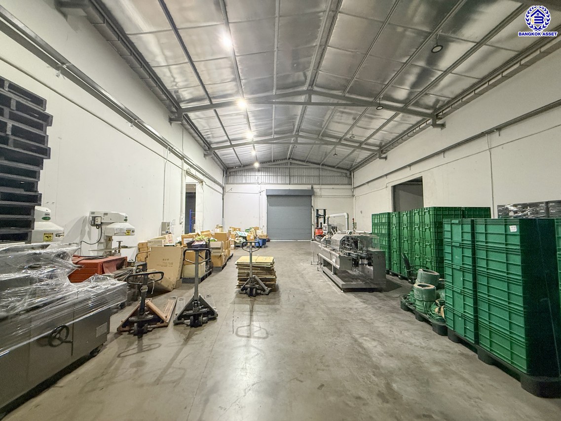 โรงงานมือสองสมุทรปราการ โครงการ ทรัพย์ทวี โฮมแฟคทอรี่3 สุขสวัสดิ์ เนื้อที่ 317.30 ตร.ว. พื้นที่ใช้สอย 1000 ตร.ม. จอดรถได้ 10 คัน บนทำเลเดินทางสะดวก เชื่อมต่อถนนสุขสวัสดิ์ ถนนกาญจณาภิเษก ใกล้โรบินสัน สมุทรปราการ และจุดขึ้นทางด่วน "สุขสวัสดิ์"