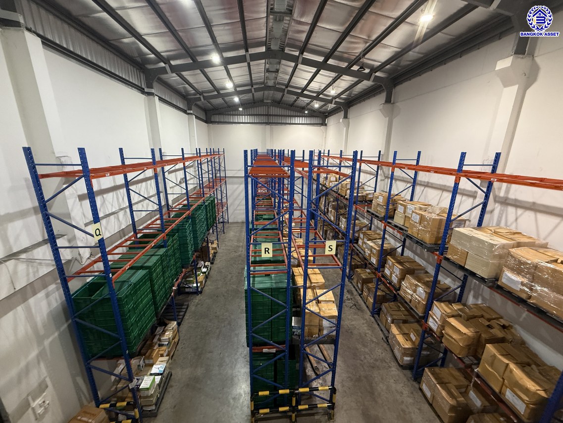 โรงงานมือสองสมุทรปราการ โครงการ ทรัพย์ทวี โฮมแฟคทอรี่3 สุขสวัสดิ์ เนื้อที่ 317.30 ตร.ว. พื้นที่ใช้สอย 1000 ตร.ม. จอดรถได้ 10 คัน บนทำเลเดินทางสะดวก เชื่อมต่อถนนสุขสวัสดิ์ ถนนกาญจณาภิเษก ใกล้โรบินสัน สมุทรปราการ และจุดขึ้นทางด่วน "สุขสวัสดิ์"