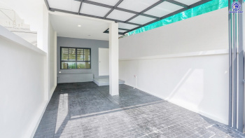 บ้านมือสองตกแต่งใหม่ ทำเลใจกลางเมือง โครงการ Nova Home สุคนธสวัสดิ์​2 ทาวน์โฮม 3 ชั้น เนื้อที่ 24.8 ตร.ว. พื้นที่ใช้สอย 208.08 ตร.ม. ฟังก์ชัน 4 ห้องนอน 4 ห้องน้ำ เชื่อมต่อทั้งถนนประดิษฐ์มนูธรรม, ถนนนาคนิวาส, ประเสริฐมนูกิจ ใกล้ทางด่วน "ฉลองรัช" และรถไฟฟ้าสายสีเหลือง "สถานีลาดพร้าว"