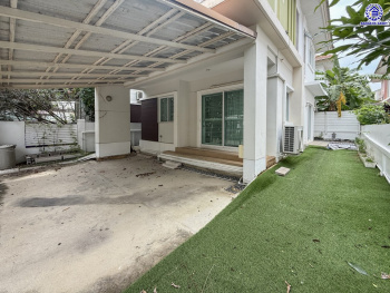 บ้านแฝดมือสองนนทบุรี โครงการ ชวนชื่น พระราม7-สิรินธร เนื้อที่ 36 ตร.ว. พื้นที่ใช้สอย 150 ตร.ม. ฟังก์ชัน 3 ห้องนอน 2 ห้องน้ำ จอดรถได้ 2 คัน บนทำเลดีเชื่อมต่อหลายเส้นทาง ใกล้จุดขึ้นทางด่วน "ศรีรัช-วงแหวนรอบนอก" รถไฟฟ้าสายสีแดง "สถานีบางบำหรุ" และรถไฟฟ้าสายสีน้ำเงิน "สถานีบางอ้อ"