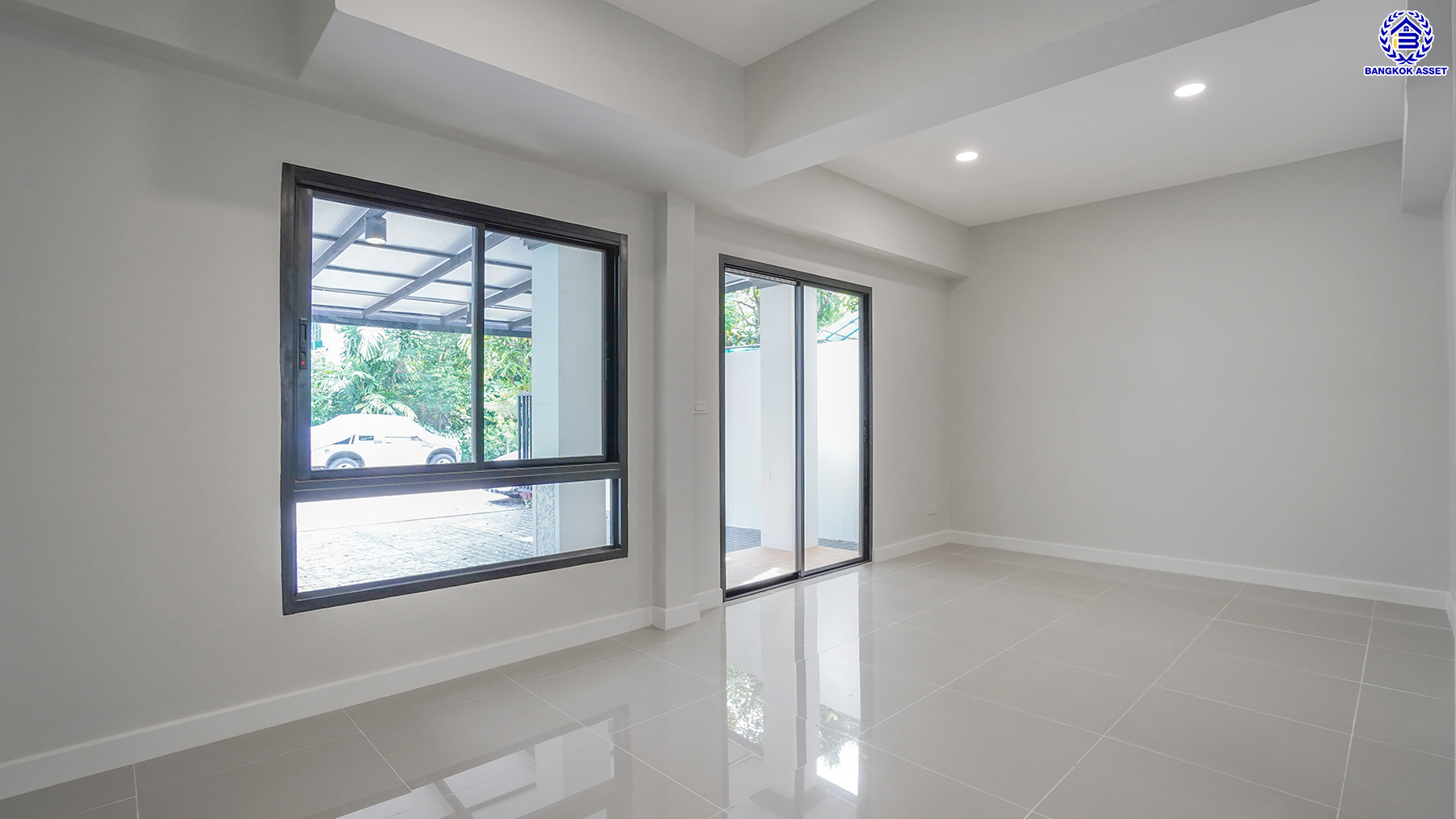 บ้านมือสองตกแต่งใหม่ใจกลางเมือง! โครงการ บ้านสวนทิปโก้ ประชาชื่น (ใกล้แยกประชานุกูล) เนื้อที่ 22.3 ตร.ว. 127.38 ตร.ม. พร้อมฟังก์ชัน 3 ห้องนอน 2 ห้องน้ำ จอดรถได้ 2 คัน บนทำเลศักยภาพ ใกล้รถไฟฟ้าสายสีม่วง "สถานีวงศ์สว่าง" และจุดขึ้นทางด่วน "ประชานุกูล" เพียง 5 นาที...