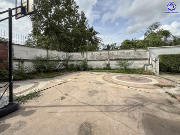 บ้านเดี่ยวมือสองนนทบุรี โครงการ เดอะซิตี้ รัตนาธิเบศร์-แคราย หลังมุม เนื้อที่ 84.40 ตร.ว. พื้นที่ใช้สอย 180 ตร.ม.ฟังก์ชัน 4 ห้องนอน 3 ห้องน้ำ จอดรถได้ถึง 10 คัน บนทำเลศักยภาพ ติดถนนรัตนาธิเบศร์ เชื่อมต่อถนนงามวงศ์วาน, ถนนติวานนท์ และ ใกล้รถไฟฟ้าสายสีม่วง "สถานีสะพานพระนั่งเกล้า"