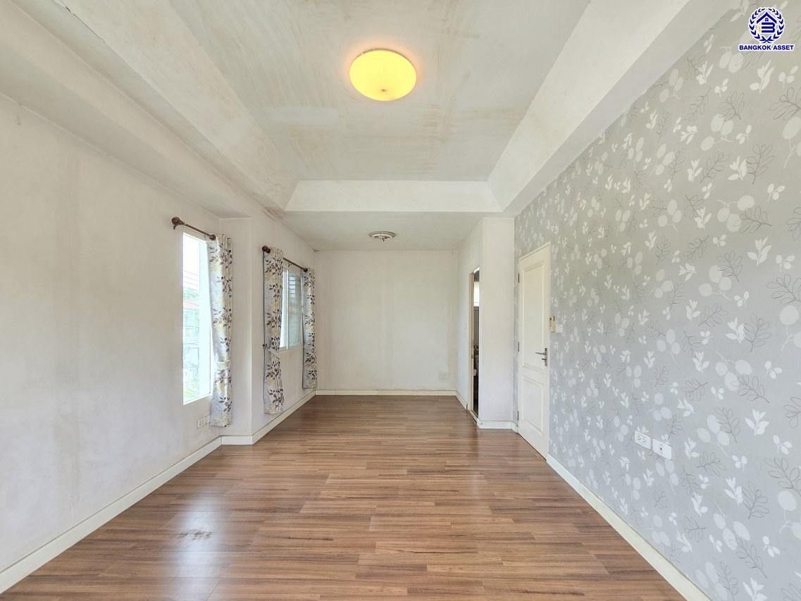 บ้านเดี่ยวมือสอง โครงการ พฤกษ์ลดา ปิ่นเกล้า-สาย5 จากแบรนด์ L&H เนื้อที่ 50 ตร.ว. พื้นที่ใช้สอย 119 ตร.ม. ฟังก์ชั่น 3 ห้องนอน 2 ห้องน้ำ 2 ที่จอดรถ บ้านสวยสภาพดี พร้อมแถมฟรี! เครื่องปรับอากาศ 3 เครื่อง บนทำเลเชื่อมต่อถนนบรมราชชนนี, ถนนปิ่นเกล้า-นครชัยศรี, ถนนพุทธมณฑลสาย5 ใกล้เซ็นทรัลศาลายา จองเลย!