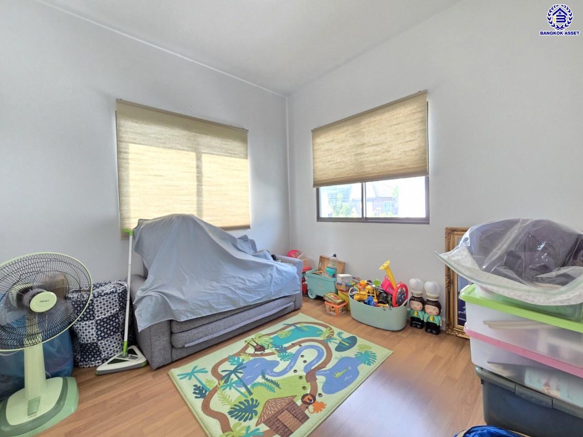 ทาวน์เฮ้าส์มือสองนนทบุรี โครงการ โมดิวิลล่า ชัยพฤกษ์ ฟังก์ชัน 3 ห้องนอน 2 ห้องน้ำ 1 ที่จอดรถ เนื้อที่ 24.50 ตร.ว. พื้นที่ใช้สอย 100 ตร.ม. ใกล้ Community Mall ที่ครบครัน เดินทางสะดวก เชื่อมต่อถนนบางกรวย-ไทรน้อย ถนนราชพฤกษ์ ถนนกาญจนาภิเษก ใกล้รถไฟฟ้าสายสีม่วง "สถานีบางพลู" และจุดขึ้นทางด่วน "ศรีรัช"