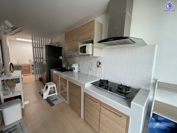 ทาวน์เฮ้าส์มือสอง โครงการ เดอะคอนเนค บางนา-วงแหวน ฟังก์ชัน 3 ห้องนอน 3 ห้องน้ำ 2 ที่จอดรถ เนื้อที่ 31.20 ตร.ว. พื้นที่ใช้สอย 133 ตร.ม.  บ้านสวยสภาพดี แถมฟรี! เครื่องปรับอากาศ เครื่องทำน้ำอุ่น เครื่องดูดควัน พร้อมเข้าอยู่  บนทำเลเดินทางสะดวก เชื่อมต่อถนนลาดกระบัง ถนนกิ่งแก้ว ถนนวงแหวนรอบนอก(ตะวันออก) และ ใกล้จุดขึ้นทางด่วน "ทางหลวงพิเศษหมายเลข9"