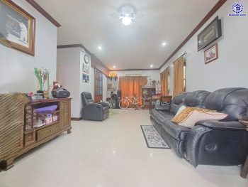 บ้านเดี่ยวมือสองนนทบุรี โครงการ ภัสสร8 บางใหญ่ หลังมุม เนื้อที่ 56.50 ตร.ว. พื้นที่ใช้สอย 147 ตร.ม. ฟังก์ชัน 3 ห้องนอน 3 ห้องน้ำ จอดรถได้ 2 คัน  แถมฟรี! เครื่องปรับอากาศ 3 เครื่อง บนทำเลศักยภาพ โครงการติดถนนใหญ่ เชื่อมต่อถนนกาญจนาภิเษก ,ถนนบางใหญ่-บางคูลัด ใกล้เซ็นทรัลเวสต์เกต ใกล้รถไฟฟ้าสายสีม่วง "สถานีตลาดบางใหญ่" และจุดขึ้นทางด่วน "ประจิมรัถยา"