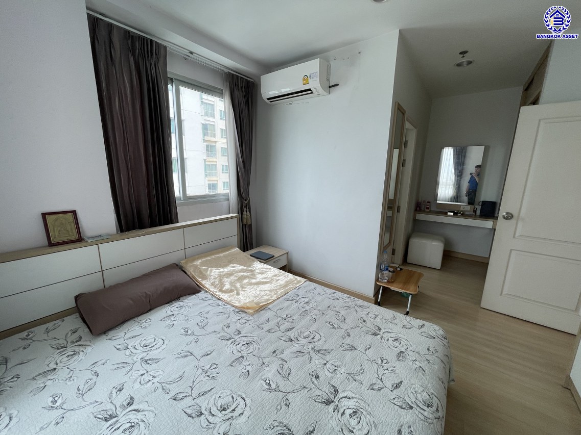 คอนโดมิเนียมมือสองกรุงเทพมหานคร โครงการ เซ็นทริค ซีน รัชวิภา พื้นที่ใช้สอย 70.40 ตร.ม. ฟังก์ชัน 2 ห้องนอน 2 ห้องน้ำ พร้อมของแถมอีกหลายรายการ ทำเลดีเชื่อมต่อถนนกรุงเทพ-นนทบุรี, ถนนวงศ์สว่าง, ถนนนครอินทร์ ติดใกล้รถไฟฟ้าสายสีม่วง "สถานีวงศ์สว่าง" ใกล้จุดขึ้นทางด่วน "ศรีรัช"