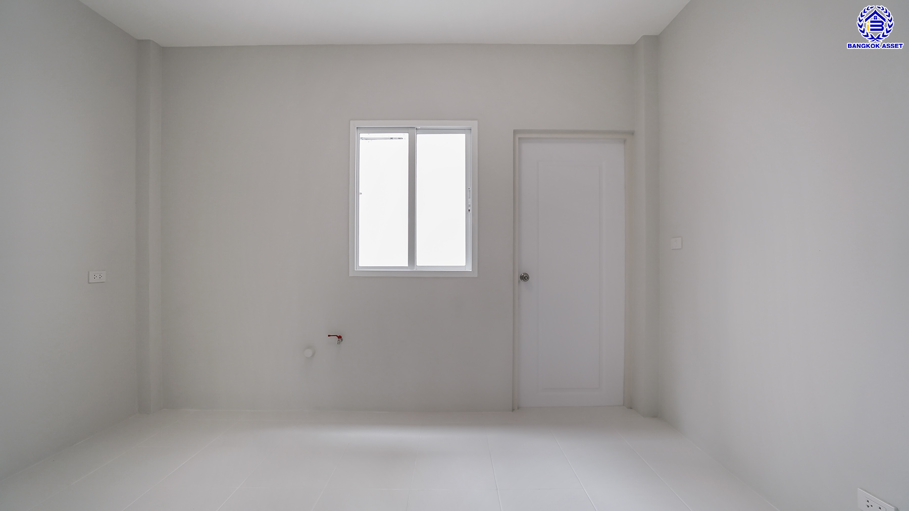 บ้านมือสองตกแต่งใหม่ โครงการ คาซ่าพรีเมี่ยม ราชพฤกษ์-พระราม5 บ้านเดี่ยวหลังใหญ่ 3 ชั้น แบรนด์ Q.House เนื้อที่ 50.4 ตร.ว. ดีไซน์ตอบทุกไลฟ์สไตล์ ฟังก์ชัน 3 ห้องนอนใหญ่ 4 ห้องน้ำ จอดรถได้ 2 คัน บนทำเลติดถนนใหญ่ เชื่อมต่อทุกเส้นทาง ใกล้ตลาดเจ้าพระยา, เดอะวอล์ค, ร.ร.เตรียมอุดมศึกษาฯ, เซ็นทรัลเวสต์เกตและรถไฟฟ้า "สถานีบางพลู"...