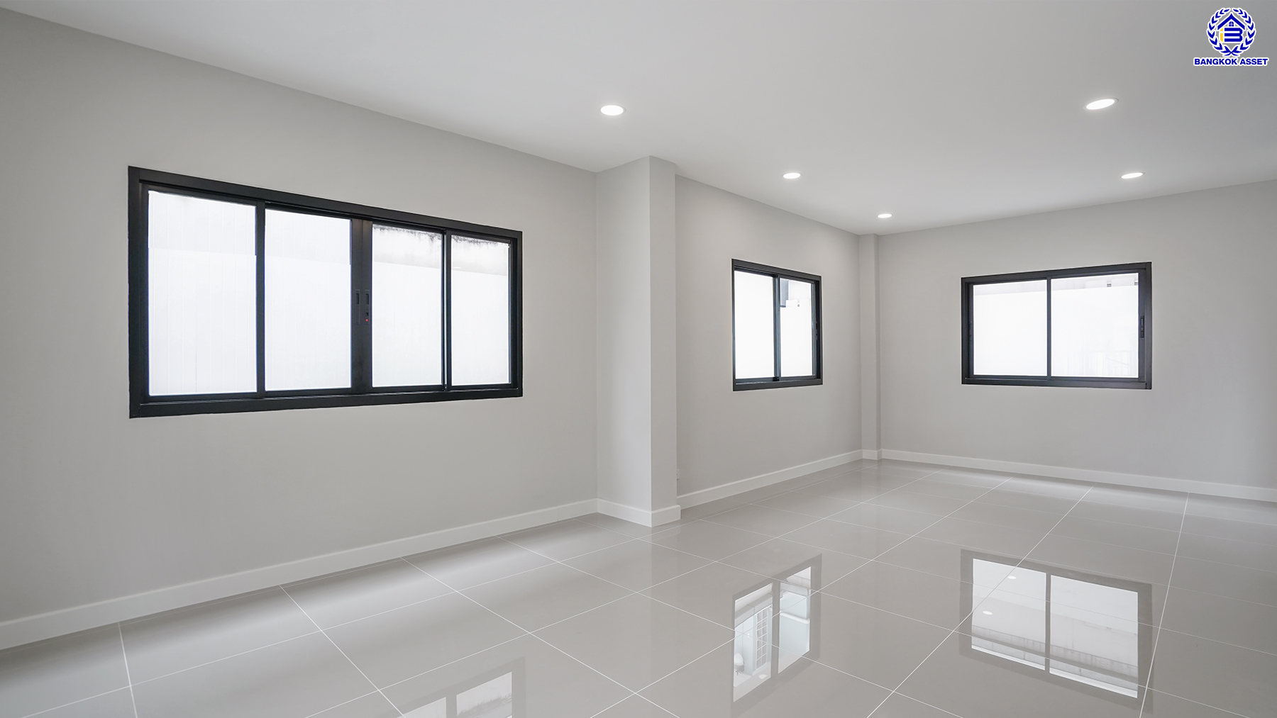 บ้านมือสองตกแต่งใหม่ โครงการ เพชรวัฒนะ เลียบคลองประปา บ้านเดี่ยวเนื้อที่ 50 ตร.ว. พื้นที่ใช้สอย 232.28 ตร.ม. พร้อมฟังก์ชัน 4 ห้องนอน 3 ห้องน้ำ จอดรถได้ 2 คัน บนทำเลเชื่อมต่อแจ้งวัฒนะ, ถนนศรีสมาน, ถนนสรงประภา เดินทางสะดวก ใกล้ทางด่วน "อุตราภิมุข" และรถไฟฟ้าสายสีชมพู "สถานีศรีรัช"...