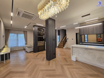 บ้านแฝดมือสองนนทบุรี โครงการ เวนิว เวสต์เกต กาญจนาภิเษก หลังมุม เนื้อที่ 38.20 ตร.ว. พื้นที่ใช้สอย 170 ตร.ม. ฟังก์ชัน 3 ห้องนอน 3 ห้องน้ำ 2 ที่จอดรถ แถมฟรี! เครื่องปรับอากาศ และ เครื่องทำนำอุ่น ทำเลเดินทางสะดวก เชื่อมต่อถนนกาญจนาภิเษก ถนนคลองถนน ถนนแก้วอินทร์ ใกล้ห้างสรรพสินค้าเซ็นทรัล เวสต์เกต รถไฟฟ้าสายสีม่วง "สถานีตลาดบางใหญ่" และจุดขึ้นมอเตอร์เวย์M81 "บางใหญ่ - กาญจนบุรี"