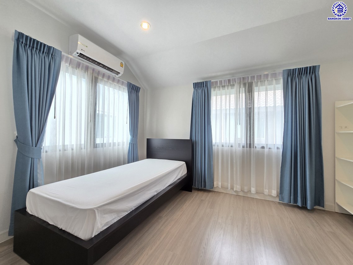 บ้านเดี่ยวมือสองนนทบุรี โครงการ อนาสิริ ชัยพฤกษ์-วงแหวน หลังมุม เนื้อที่ 56.70 ตร.ว. พื้นที่ใช้สอย 150 ตร.ม. ฟังก์ชัน 4 ห้องนอน 3 ห้องน้ำ 2 ที่จอดรถ บ้านสวยพร้อมเข้าอยู่ บนทำเลดี เชื่อมต่อถนนกาญจนาภิเษก, ถนนรัตนาธิเบศร์, ถนนบางกรวย-ไทรน้อย และใกล้จุดขึนทางด่วน "แจ้งวัฒนะ