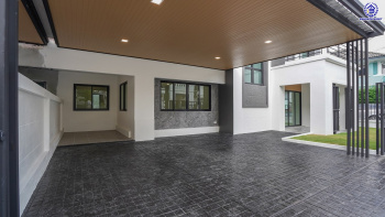 บ้านมือสองตกแต่งใหม่ โครงการ เพชรวัฒนะ เลียบคลองประปา บ้านเดี่ยวเนื้อที่ 50 ตร.ว. พื้นที่ใช้สอย 232.51 ตร.ม. พร้อมฟังก์ชัน 4 ห้องนอน 3 ห้องน้ำ จอดรถได้ 2 คัน บนทำเลเชื่อมต่อแจ้งวัฒนะ, ถนนศรีสมาน, ถนนสรงประภา เดินทางสะดวก ใกล้ทางด่วน "อุตราภิมุข" และรถไฟฟ้าสายสีชมพู "สถานีศรีรัช"...